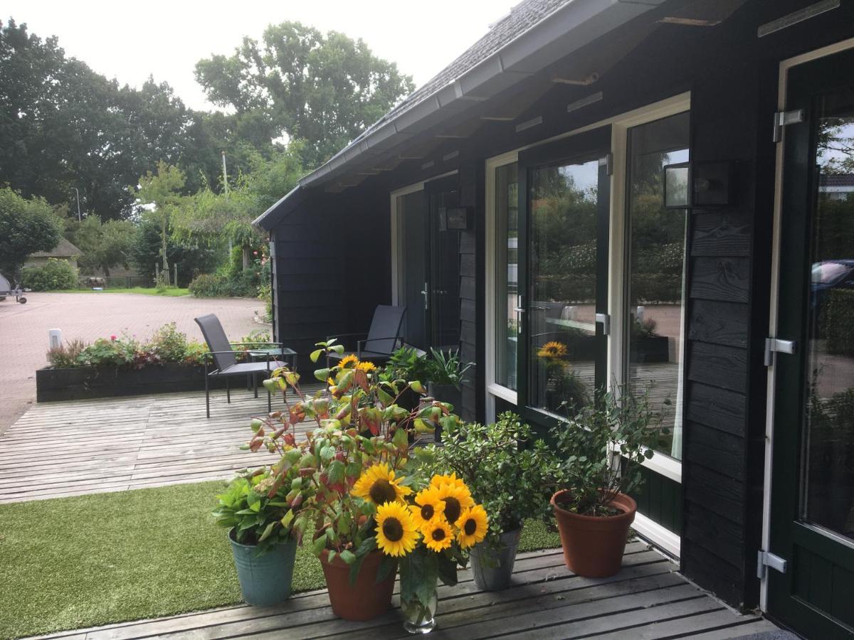 ズヴォレ Klein Vreugderijk Bed & Breakfast エクステリア 写真