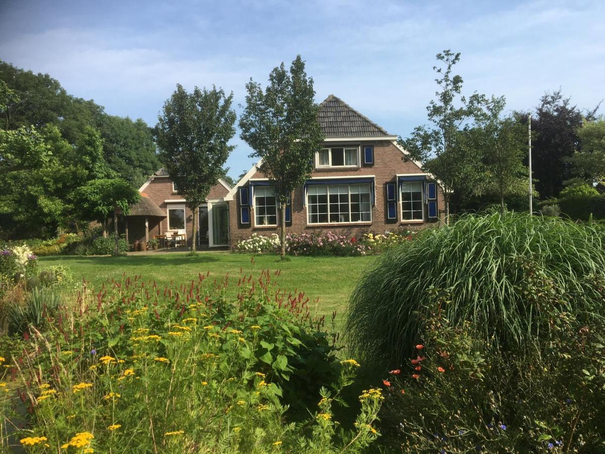 ズヴォレ Klein Vreugderijk Bed & Breakfast エクステリア 写真
